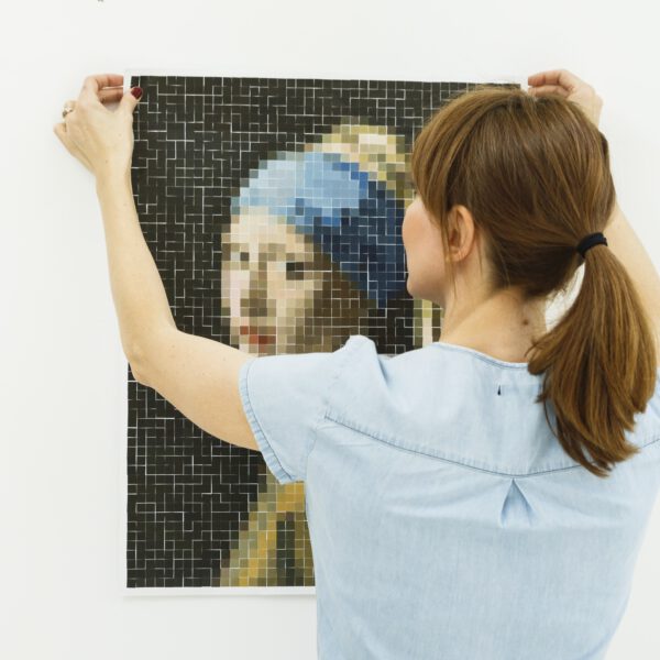 POPPIK samolepkový plakát VERMEER (Dívka s perlovými náušnicemi) - Image 2